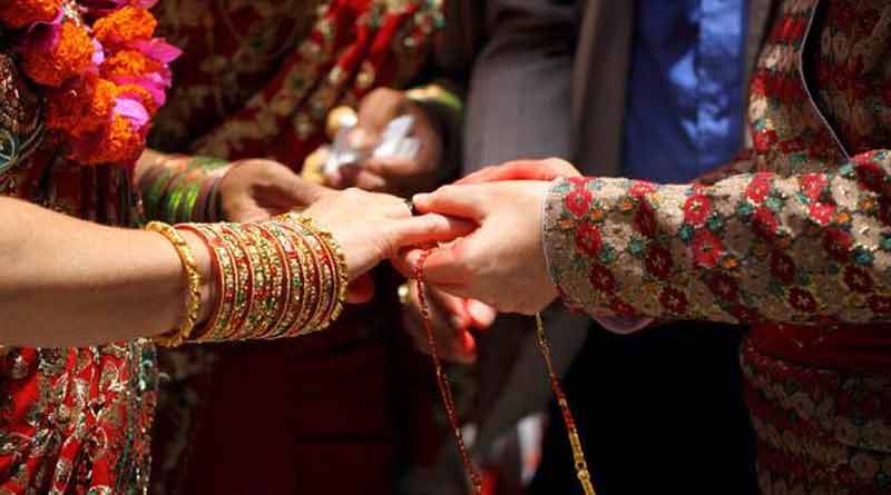 A woman can't know about her husband's monthly income