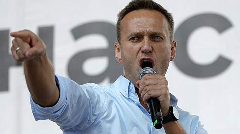 Doctor who treated Alexei Navalny 'awarded' | Sangbad Pratidin