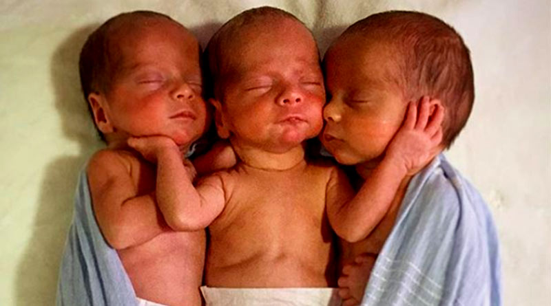 Bangladeshi Women gave birth of 3 babies at once