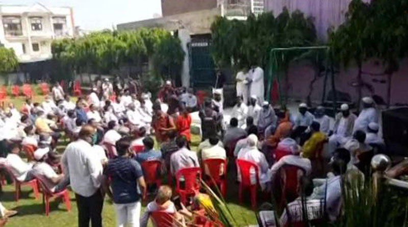 Hathras Gang Rape: Members of the so-called upper castes in Hathras are holding a meeting in support of the men arrested for the gang rape |Sangbad Pratidin