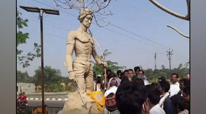 Birsa Munda's idol in Bankura purified by BJP | Sangbad Pratidin