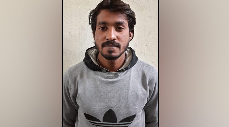 A lady allegedly molested by an app bike driver in Kolkata ।Sangbad Pratidin
