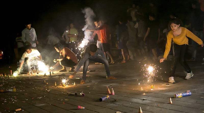 Kolkata's pollution decreased due to banned of firecrackers in Diwali।Sangbad Pratidin