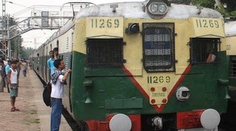 Local trains service will be resumed in West Bengal from next Wednesday| Sangbad Pratidin