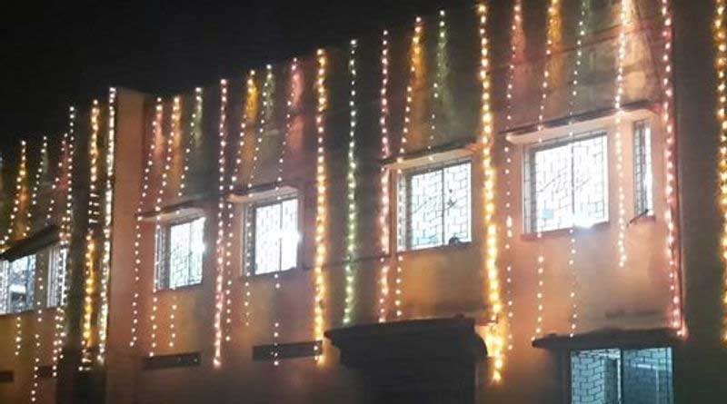 clash broke out between two groups in Howrah | Sangbad Pratidin