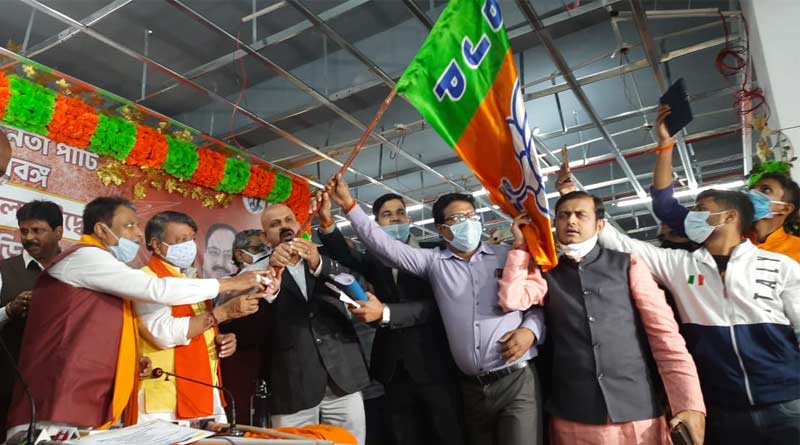 Ratan Ghosh, former TMC has left Trinamool and joined BJP | Sangbad Pratidin