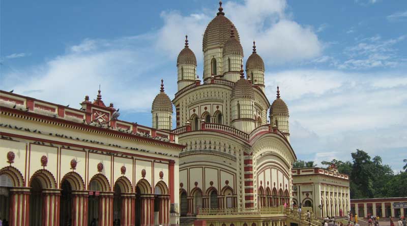 Due to covid-19 Dakshineswar Temple and Cossipore Udyanbati remain closed in Kalpataru Utsav ।Sangbad Pratidin