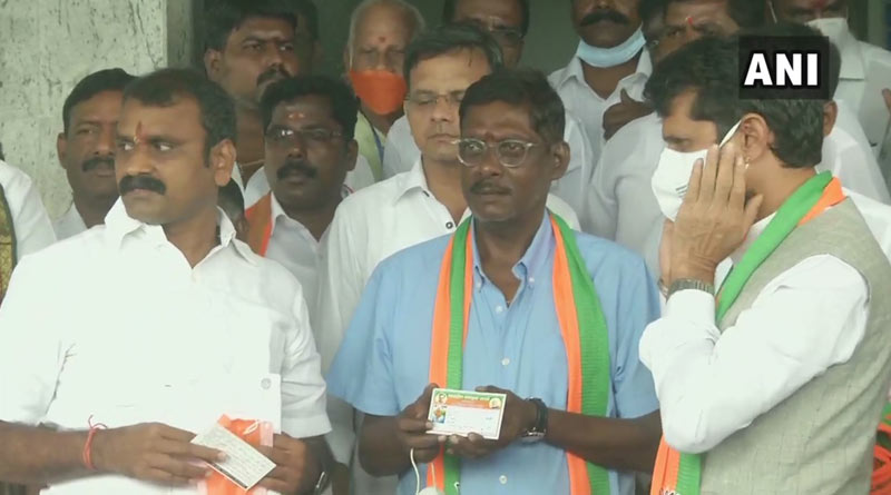 Former Indian cricketer Laxman Sivaramakrishnan joins Bharatiya Janata Party in Chennai