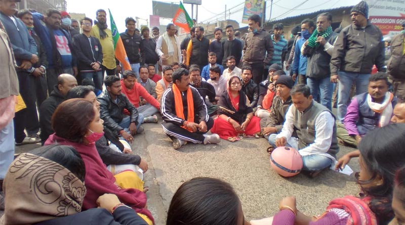 TMC-BJP clashes at Bali in Howrah | Sangbad Pratidin