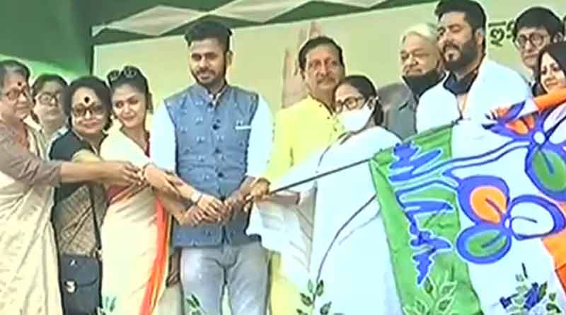 Cricketer Manoj Tiwari joins TMC in the presence of Mamata Banerjee | Sangbad Pratidin