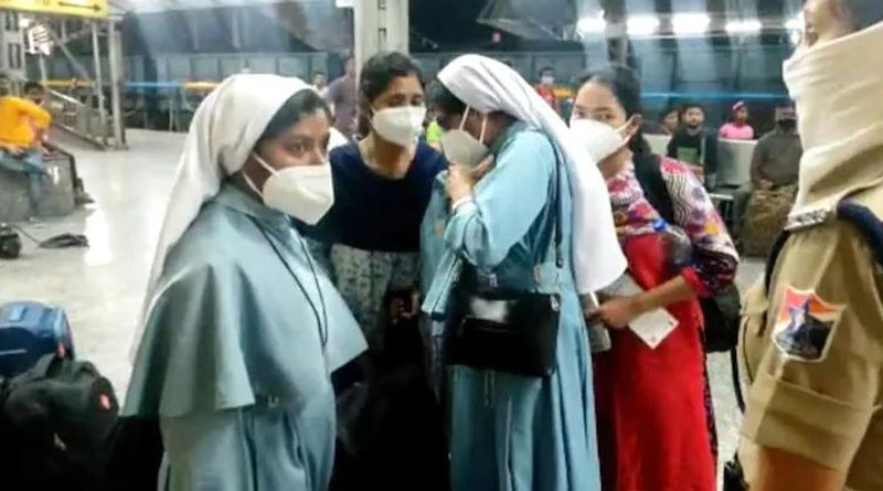 Nuns accused of conversion, forced off train. Amit Shah promises action | Sangbad Pratidin