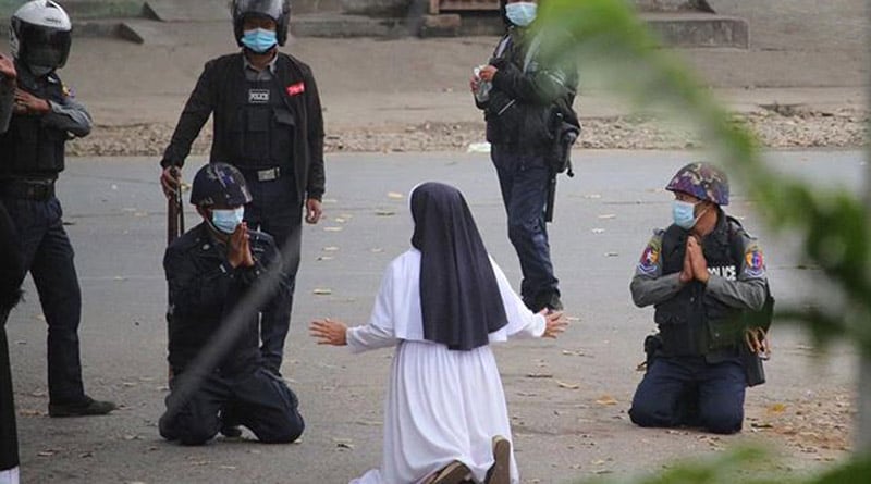 Mayanmar nun defies soldiers to protect child | Sangbad Pratidin