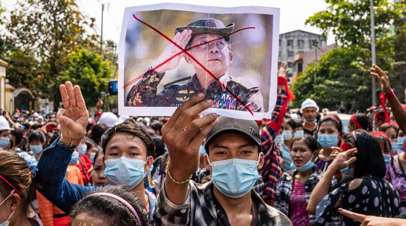 Myanmar Junta leader held lavish dinner party while troops killed more than 100 in streets | Sangbad Pratidin