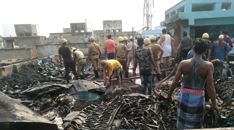 Fire broke out at a factory in Kolkata | Sangbad Pratidin
