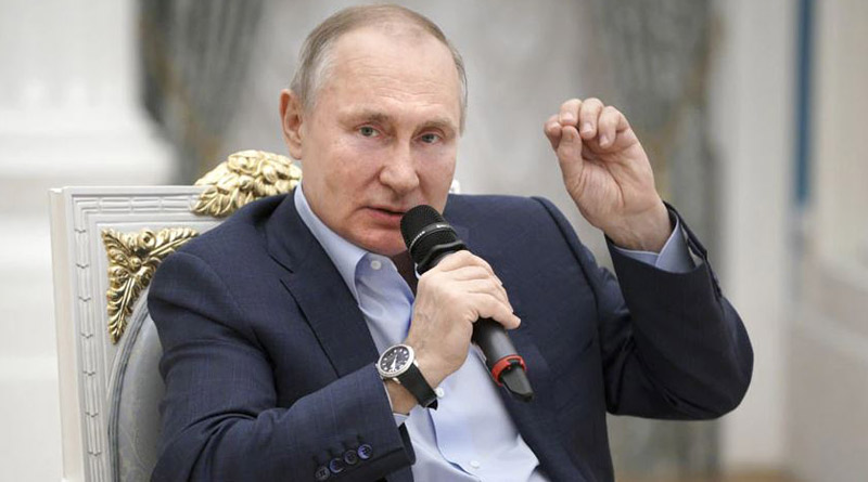 Russia's Putin signs law that could keep him in power until 2036 । Sangbad Pratidin