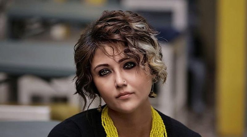 Swastika Mukherjee gave fake alert on social media on Corona situation | Sangbad Pratidin