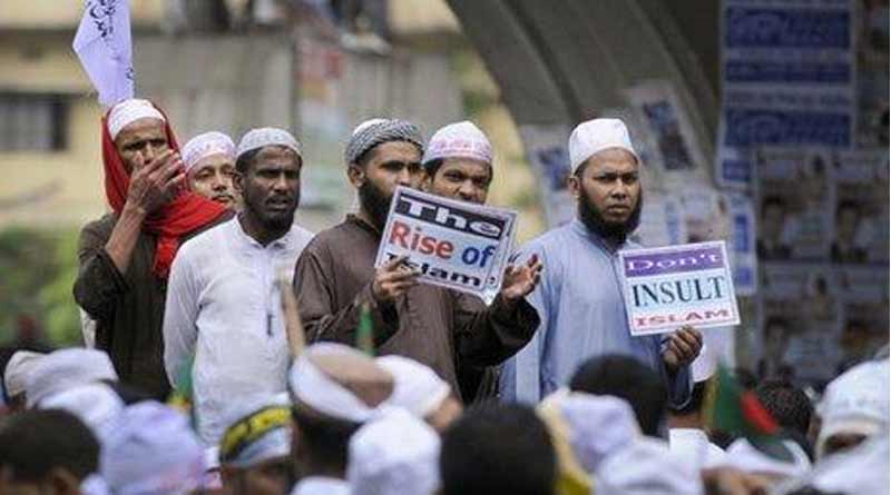 Hefazat-e-Islam leaders siphon money donated for Rohingya refugees | Sangbad Pratidin