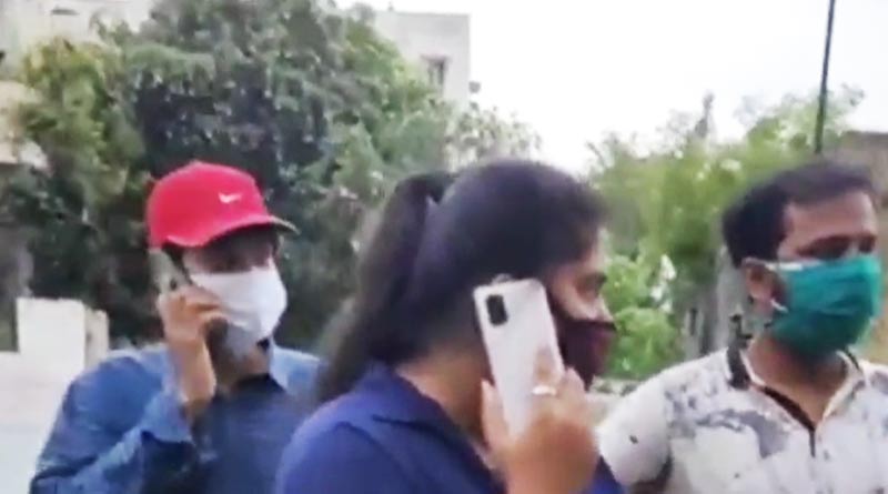 Red Volunteers faces harassment in Asansol, video goes viral | Sangbad Pratidin