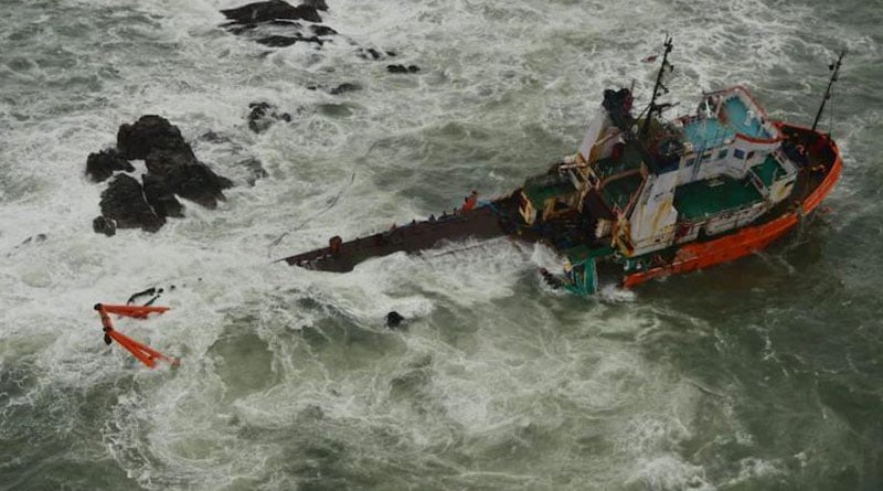 14 bodies brought back to Mumbai two days after barge P-305 sank due to Cylone Tauktae | Sangbad Pratidin