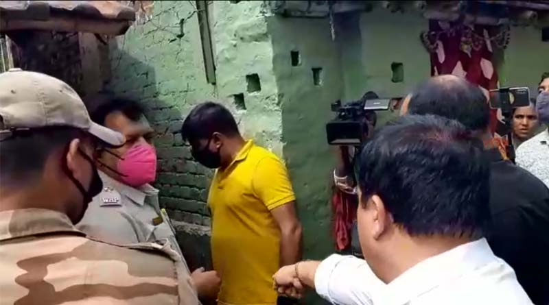 Shootout at Bhatpara, MP Arjun Singh in heated argument with cop | Sangbad Pratidin