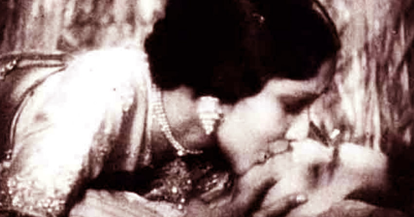 Devika Rani Himanshu Rai kiss
