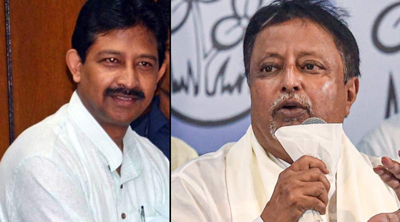 BJP leader Rajib Banerjee visits Mukul Roy's house ।Sangbad Pratidin