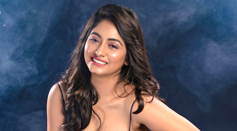 Krishnakoli serial famed Tiyasha Roy dances in tune of 'Do Ghoont Mujhe Bhi Pila De' song | Sangbad Pratidin