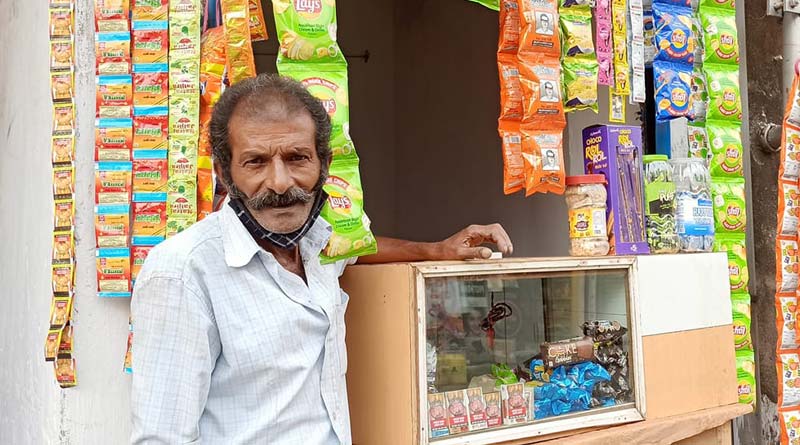 viral cha kaku Mridul Dev opens tea shop | Sangbad Pratidin