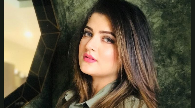 Did Srabanti Chatterjee Unfollowed Abhirup Nag Chowdhury on Instagram? | Sangbad Pratidin