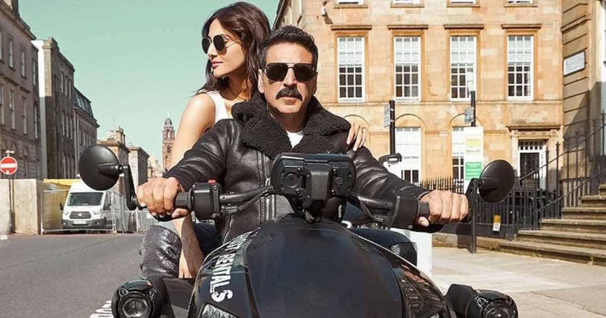 Vaani Kapoor and Akshay Kumar