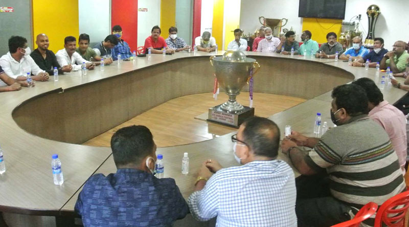 No solution o investor issue came out in the meeting of East Bengal | Sangbad Pratidin
