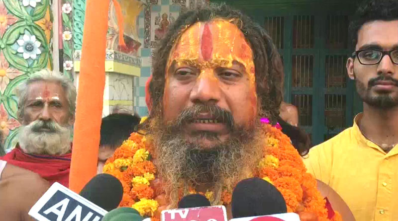 Saint threatens suicide if India not declared Hindu Rashtra | Sangbad Pratidin