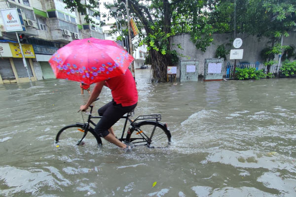 Met department predicts heavy rainfall in West Bengal