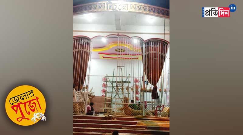 A traditional Durga Puja of Raiganj is on the verge of closure | Sangbad Pratidin