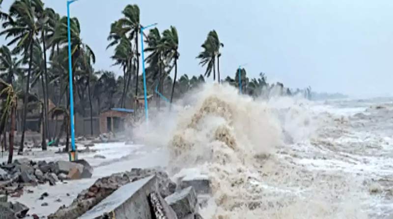 Cyclone Gulab weakens into deep depression | Sangbad Pratidin