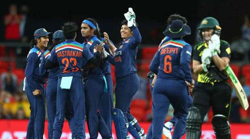 'Ball of the century, women's cricket edition!': Shikha Pandey dismisses Alyssa Healy with stunning delivery | Sangbad Pratidin