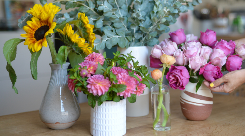 6 easy way to keep flowers fresh | Sangbad Pratidin