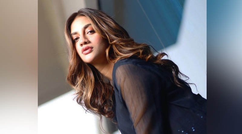 Nusrat Jahan Shares Puja Look on Instagram | Sangbad Pratidin
