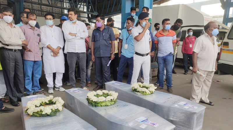 Mortal remains of five trekkers from Uttarakhand reached West Bengal | Sangbad Pratidin