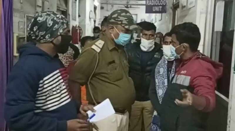 A pregnant woman allegedly beaten by doctor in Durgapur Sub Division Hospital । Sangbad Pratidin