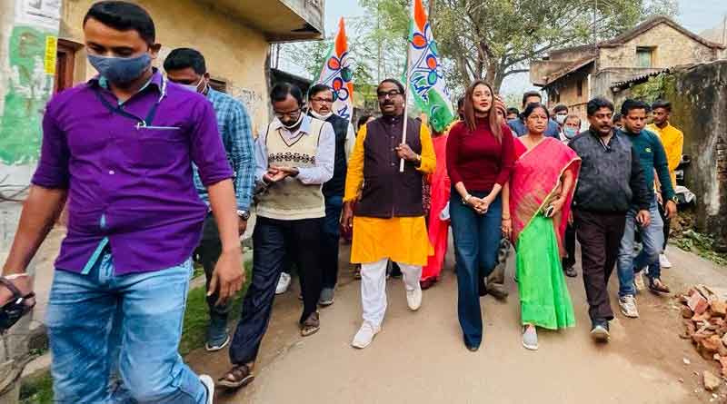 BJP's Bankura MLA faces protest by TMC worker । Sangbad Pratidin