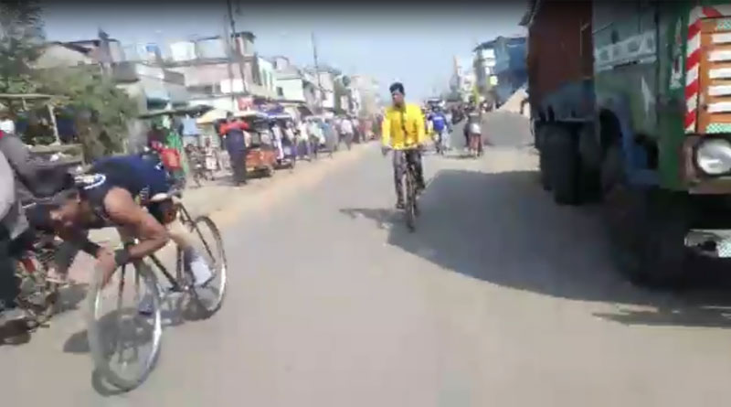 Guinness Book of World Records on the strangest bike without a paddle | Sangbad Pratidin