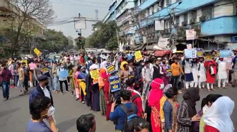 Violent protest erupts in Kolkata over Anis Khan death | Sangbad Pratidin