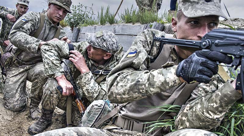 Ukraine's army starts training with US-made Weapons amid Russia tensions | Sangbad Pratidin