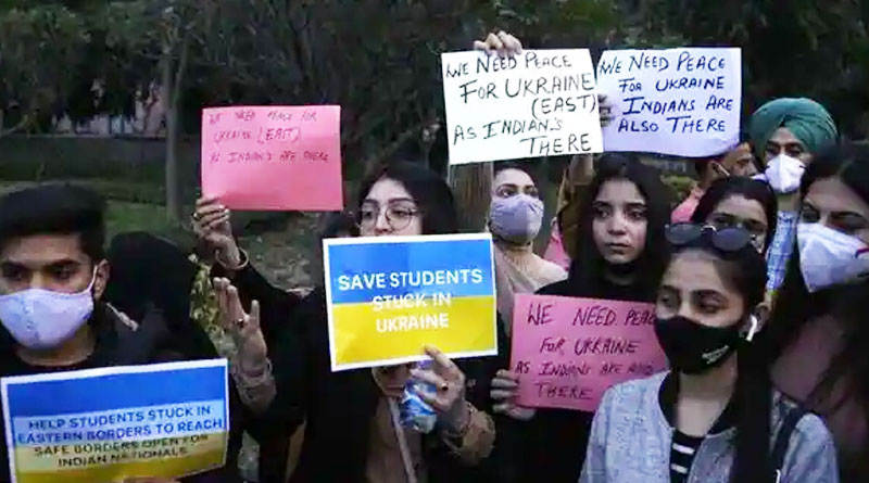 Ukraine-Russia War: Indian students asks government for help | Sangbad Pratidin