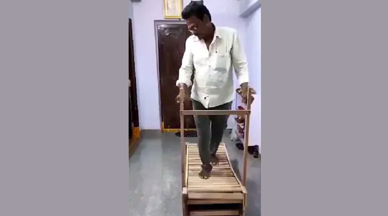 Telangana Man Builds a Wooden Treadmill which Works Without Power | Sangbad Pratidin