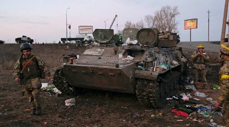 Ukrainian official says a grave of dozens of civilians found in Buzova near Kyiv। Sangbad Pratidin