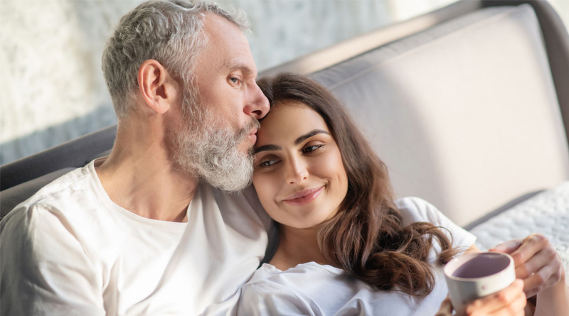 Learn How To Manage Challenges Age Gap Relationships With These Effective Tips | Sangbad Pratidin