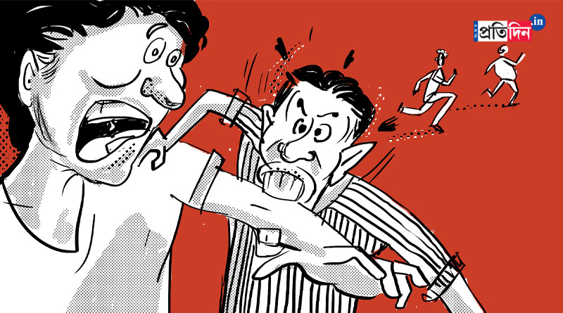 A youth allegedly bites six people in Bangladesh । Sangbad Pratidin