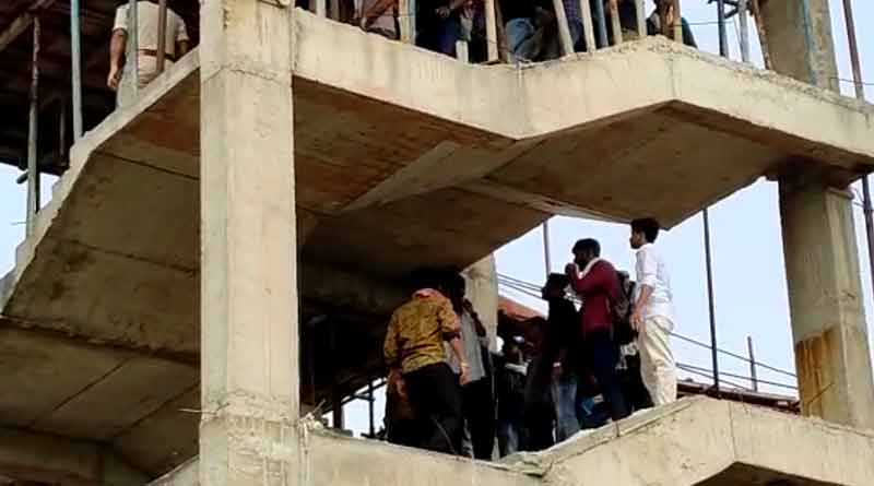 Kazi Nazrul University's student attempts suicide demanding online exams । Sangbad Pratidin